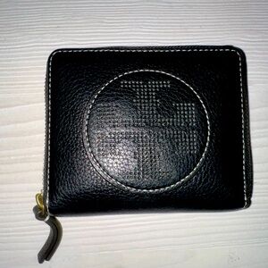 Tory Burch wallet